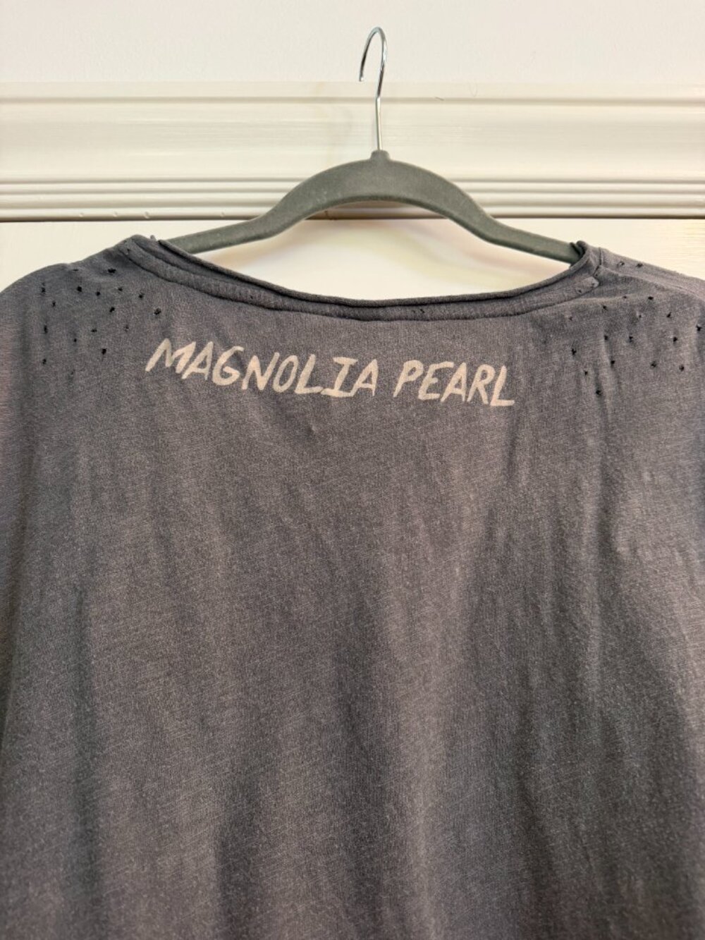 MAGNOLIA PEARL Surf fest Graphic Tee in Distressed Grey Tee - Picture 3 of 3